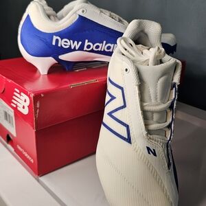 New Balance Unisex-Adult Burnx4Lacrosse Shoe (Women's 6/ Men's 4.5 Narrow)